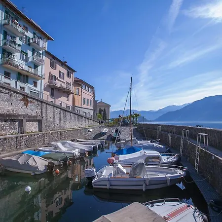 Sleeps 6 Air Con Appartement