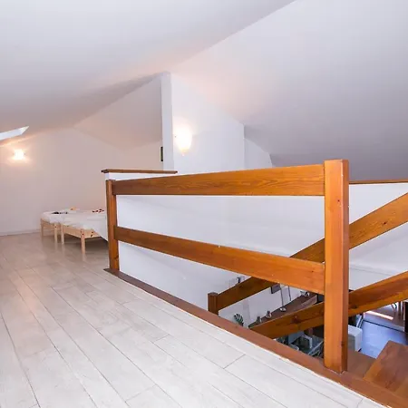 Sleeps 6 Air Con Appartamento *